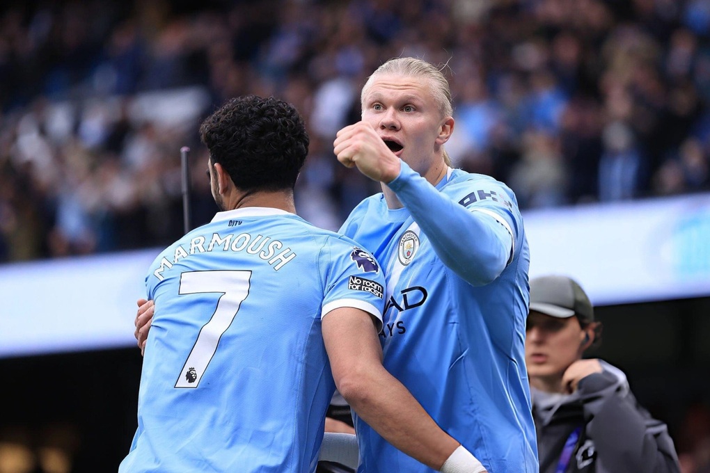 Man City thắng đậm Brentford, tiếp tục gây áp lực lên Arsenal