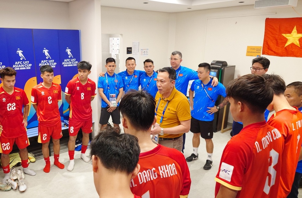 HLV Cristiano Roland: “Cơ hội dự World Cup của U17 Việt Nam vẫn còn” - 2