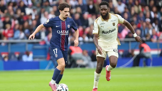PSG vẫn sử dụng sơ đồ tấn c&ocirc;ng quen thuộc để khuất phục đội chủ nh&agrave;.