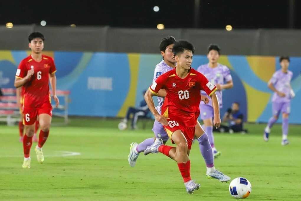 Báo UAE bình luận khi đội nhà quyết đấu U17 Việt Nam - 2