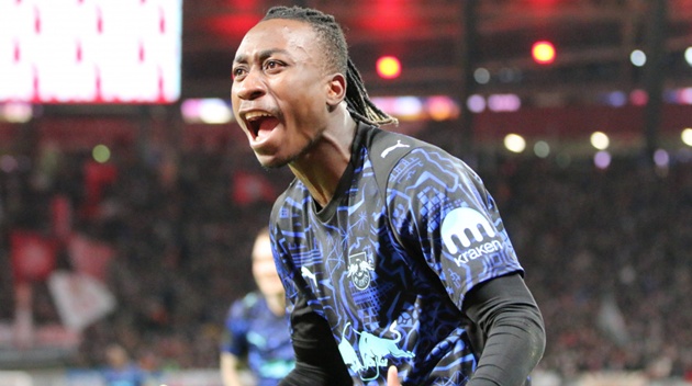 Leipzig liệu có thể giữ chân Yan Diomande trước túi tiền của Chelsea?