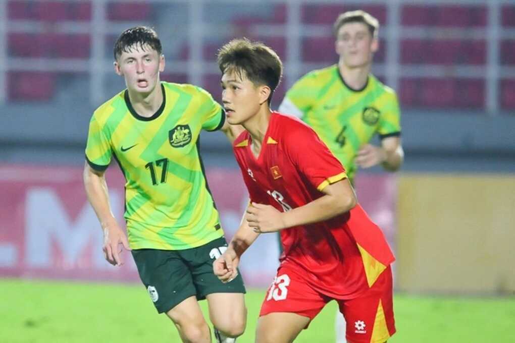 U17 Australia mạnh mẽ ra sao so với U17 Việt Nam? - 2