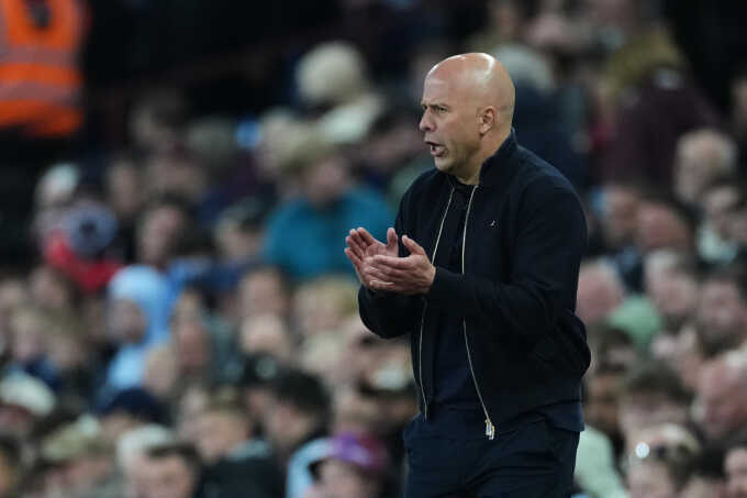 HLV Liverpool: `Ghi hai bàn vào lưới Aston Villa là không tệ`