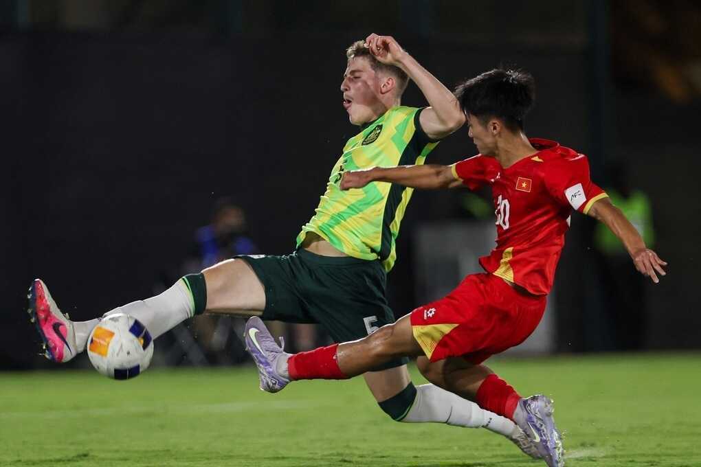 Báo Trung Quốc: “Điểm yếu của U17 Việt Nam phơi bày rõ rệt” - 2