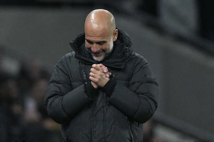Guardiola - người thay đổi dòng chảy bóng đá Anh