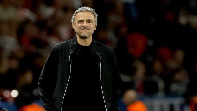 Enrique: `Ngốc nghếch mới chỉ trích trận thắng Bayern 5-4`