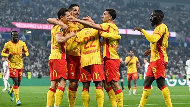 Lens được đ&aacute;nh gi&aacute; cao hơn Nice.