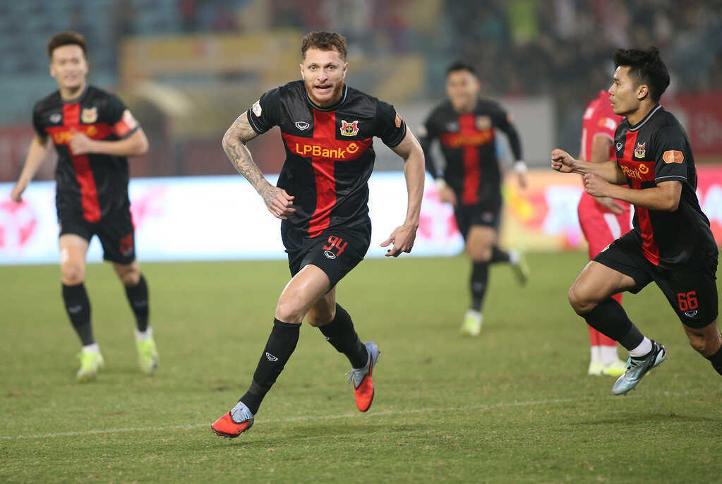 Nhận định Ninh Bình vs CA TP.HCM: Tham vọng top 2