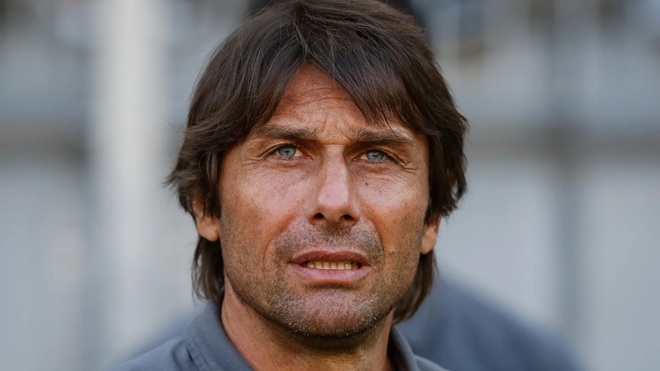 Conte rời Napoli, hoài nghi việc tuyển Ý đủ tiền đón Pep