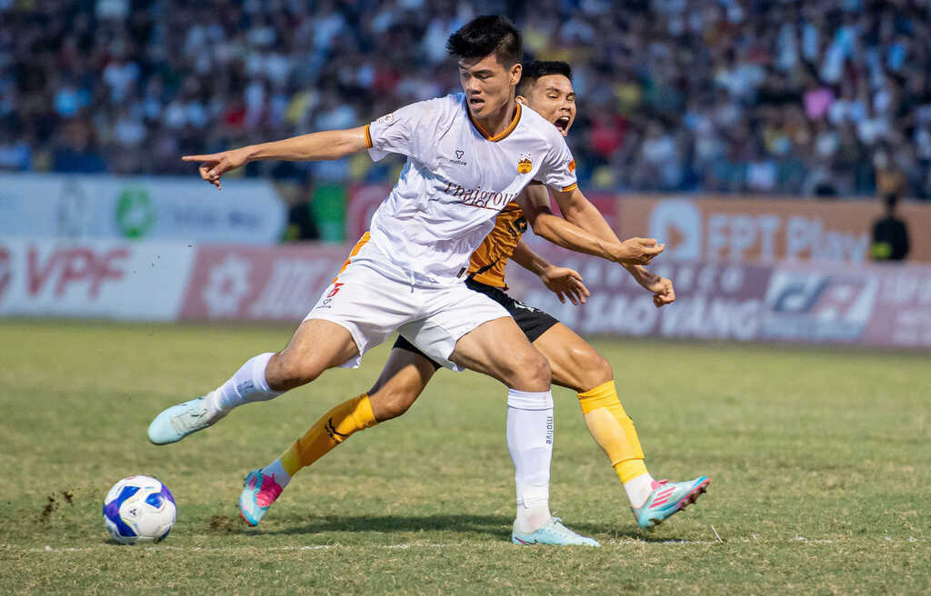 V-League sắp hạ màn: Kịch bản xuống hạng `điên rồ`