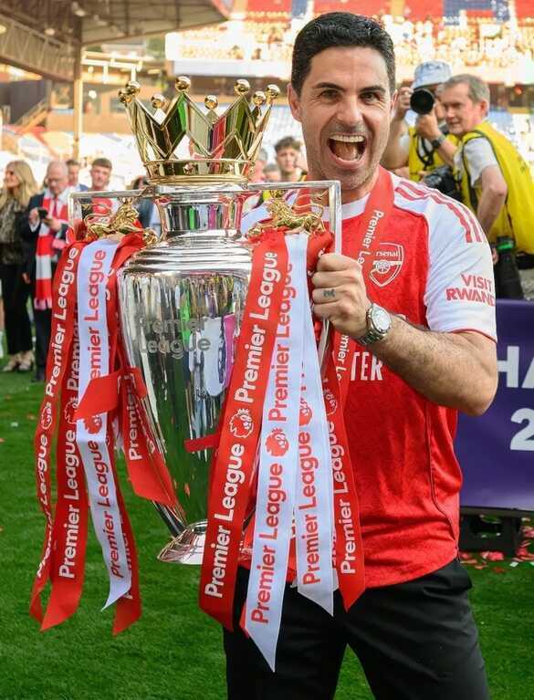 Arsenal vô địch Premier League, HLV Arteta vẫn trượt danh hiệu cao quý