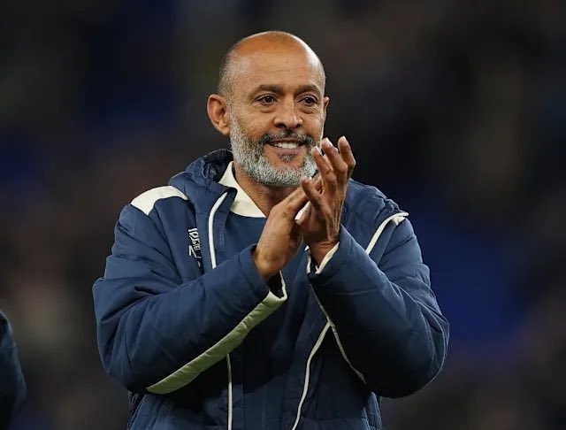 HLV Nuno tiếp tục dẫn dắt West Ham dù bị xuống hạng
