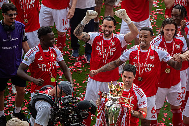 Mikel Arteta phải gi&uacute;p Arsenal duy tr&igrave; sự thống trị.