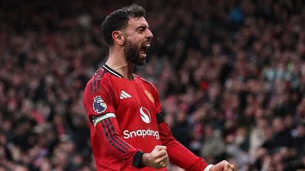 Hồi sinh dưới thời Carrick, Bruno Fernandes lọt top 10 châu Âu