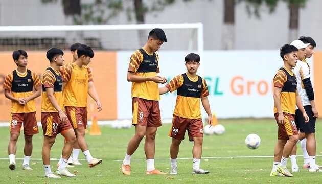 Lịch thi đấu bất lợi đe dọa cơ hội trụ hạng của HAGL