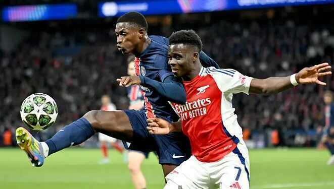 Ngo&agrave;i h&agrave;ng ph&ograve;ng ngự th&eacute;p, Arsenal cũng sẵn s&agrave;ng trừng phạt đối thủ bằng những pha phản c&ocirc;ng nhanh.