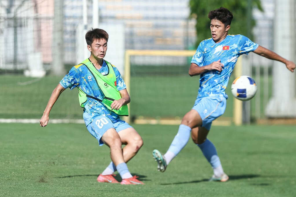 u19 viet nam 2.jpg
