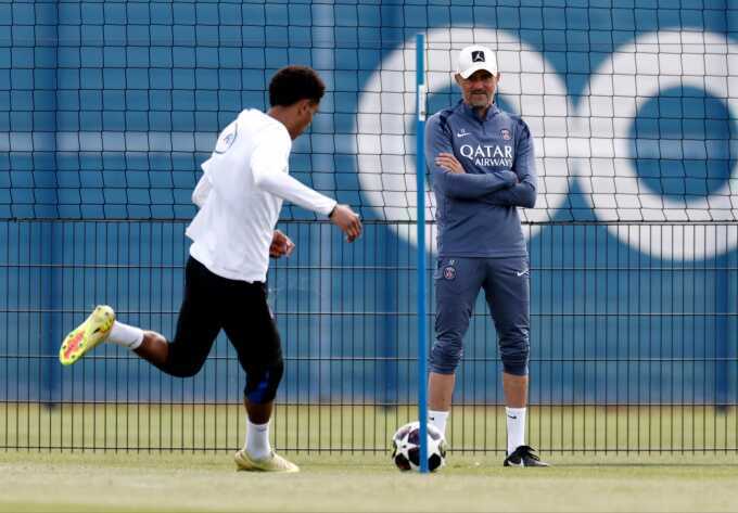 Chính sách thưởng `cào bằng` ở PSG