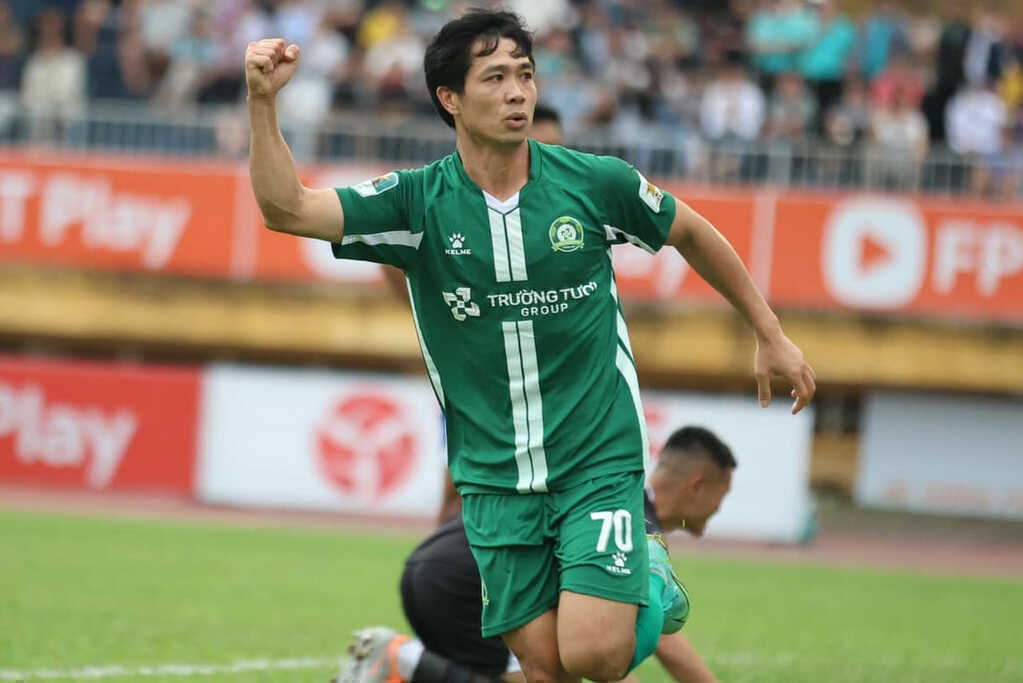 Công Phượng, Minh Vương, Xuân Trường và chiếc cúp vô địch đặc biệt