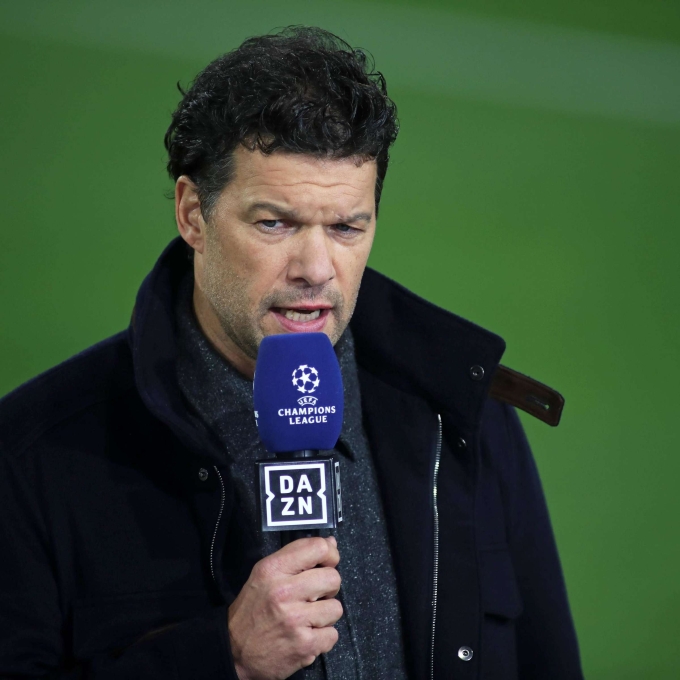 Ballack phẫn nộ với trọng tài trận Bayern - PSG