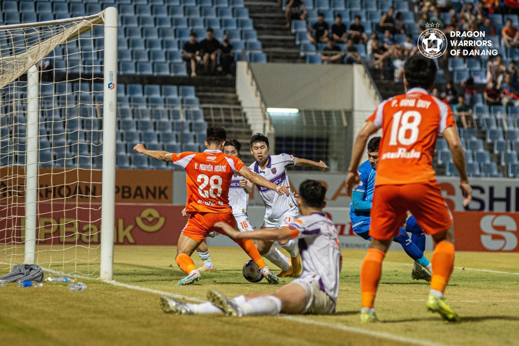 Ngoại binh toả sáng, SHB Đà Nẵng giành 3 điểm quan trọng ở V-League