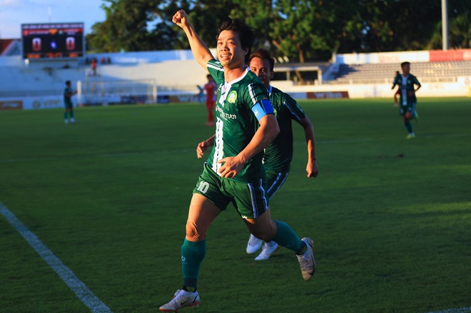 Công Phượng trở lại V-League và bài toán đẳng cấp ở tuổi 31