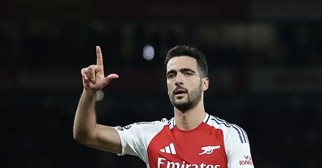 Mikel Merino mong chạm trán các đồng đội Arsenal tại World Cup