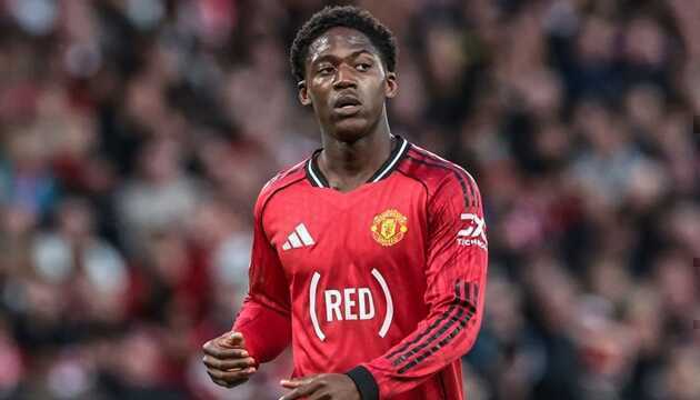 Kobbie Mainoo đ&atilde; hồi sinh kể từ khi Carrick trở lại MU.