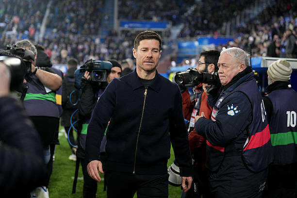 Alonso thực hiện cuộc cách mạng nhân sự sâu rộng tại Chelsea ra sao?