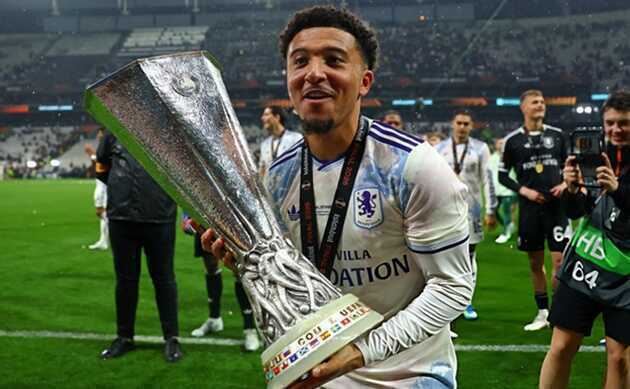 Sancho c&oacute; thể tiếp tục cống hiến cho Aston Villa.