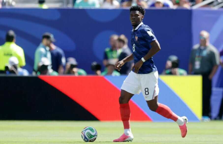 MU cần ki&ecirc;n nhẫn theo đuổi Aurelien Tchouameni.