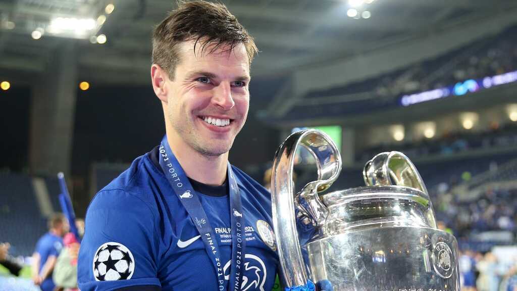Vòng tròn lịch sử kỳ vĩ của Azpilicueta tại Chelsea