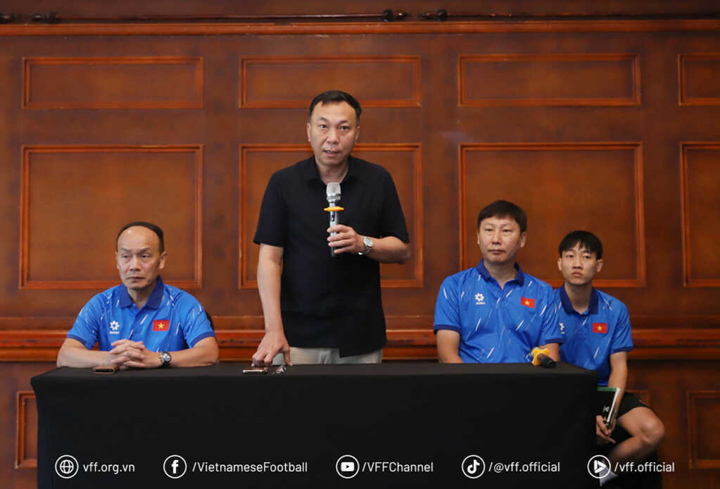 Tuyển Việt Nam tập trung mùa World Cup, `sếp` VFF nói điều đặc biệt