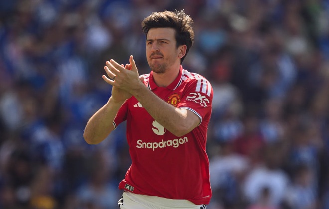 Bị loại khỏi tuyển Anh, Maguire nhận vai trò mới ở World Cup