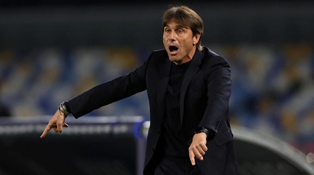 Antonio Conte chính thức rời Napoli