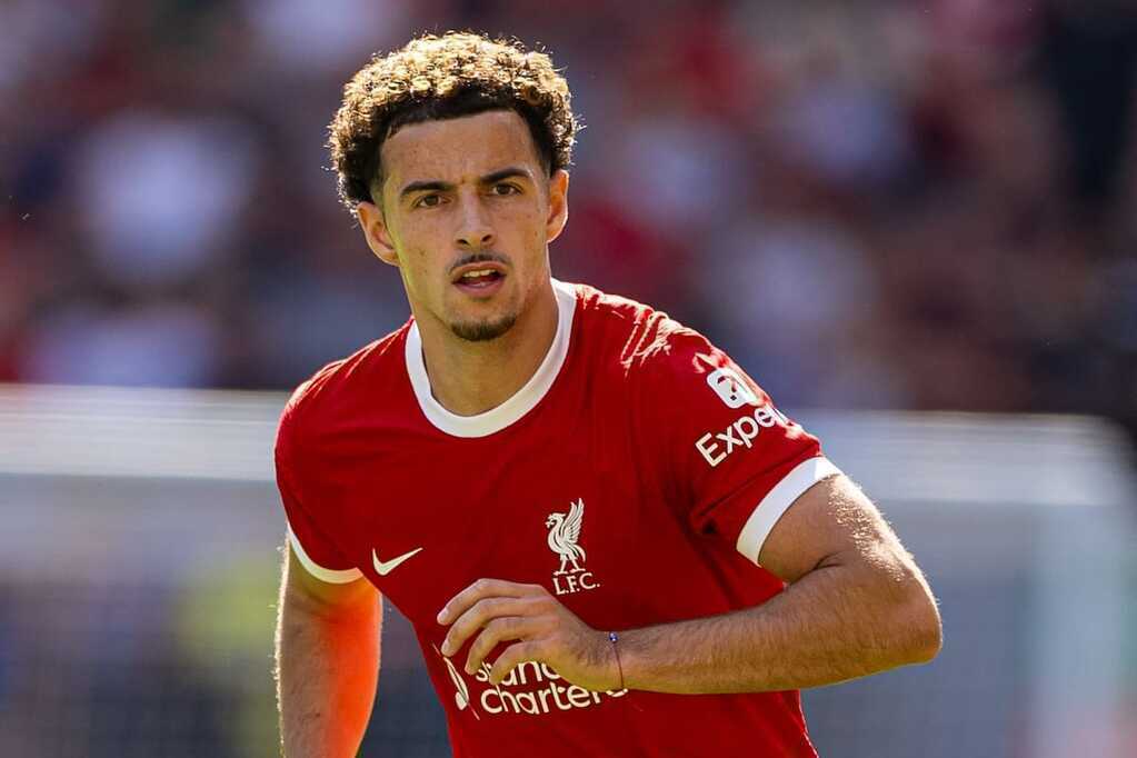 Curtis Jones được cho l&agrave; đang nằm trong tầm ngắm của Inter Milan.