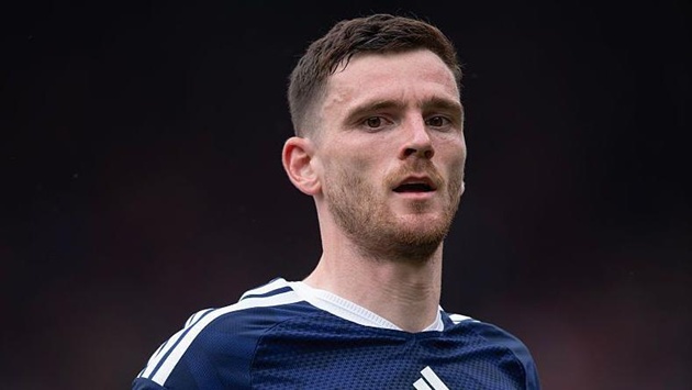 Robertson mang lại tố chất nh&agrave; v&ocirc; địch cho Spurs.