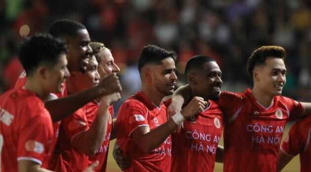 CAHN nhận loạt giải thưởng trước vòng cuối V.League