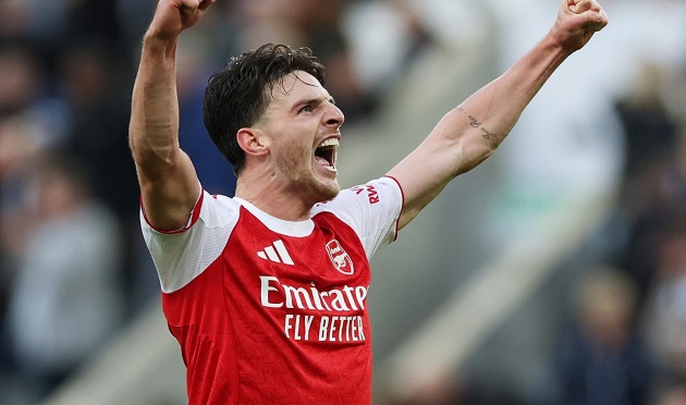 Peter Reid ví Declan Rice với Gerrard