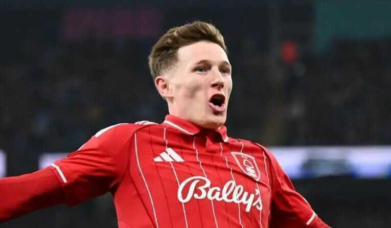 MU v&agrave; Man City phải chi ra khoản tiền rất lớn để c&oacute; được Anderson.