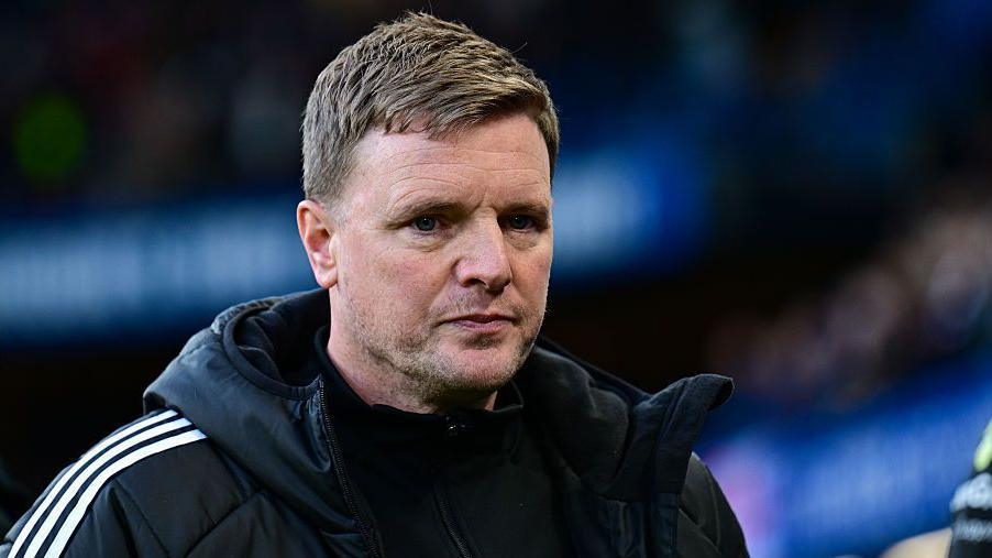 Cựu tuyển trạch viên Man United cảnh báo Eddie Howe