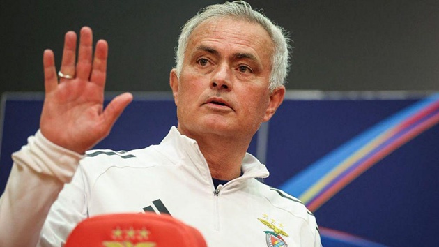 Real Madrid chuẩn bị bổ nhiệm Mourinho sau khi Perez thắng cử