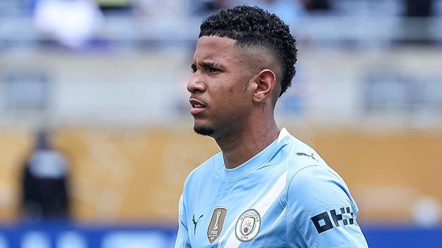 Savinho vừa trải qua m&ugrave;a giải thất vọng ở Man City.