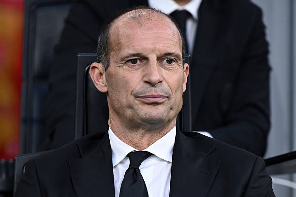 CHÍNH THỨC! Chia tay Conte, Napoli đón chào HLV thay thế
