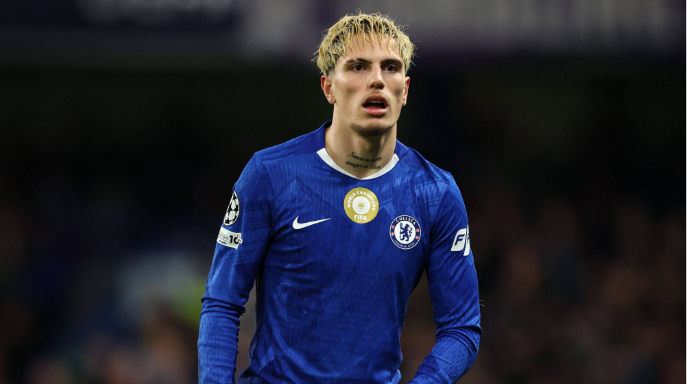 Garnacho đã rớt giá mạnh thế nào sau khi rời MU sang Chelsea?