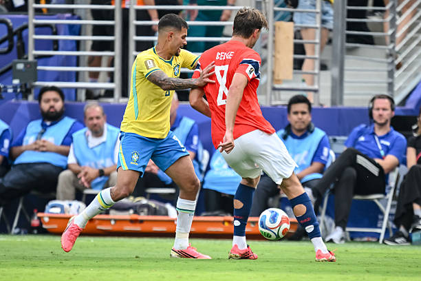Bruno Guimareas l&agrave; một tiền vệ to&agrave;n diện. Ảnh: Getty Images.