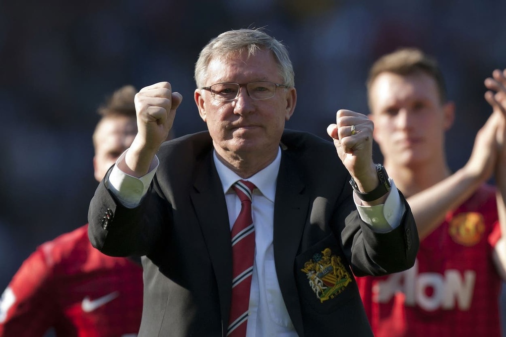 Mourinho từng đồng ý thay Ferguson dẫn dắt Man Utd