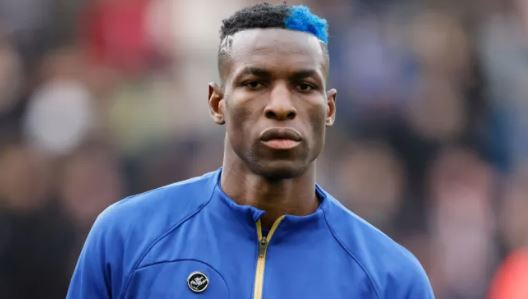 Man Utd được khuyên gây sốc với Nicolas Jackson của Chelsea
