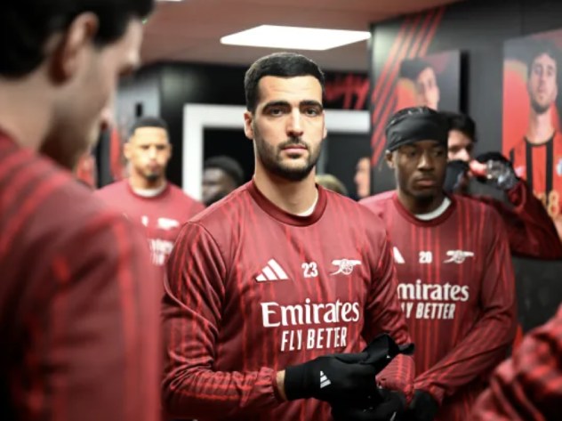 Đón Guimaraes, Merino tin tuyến giữa Arsenal hay nhất thế giới