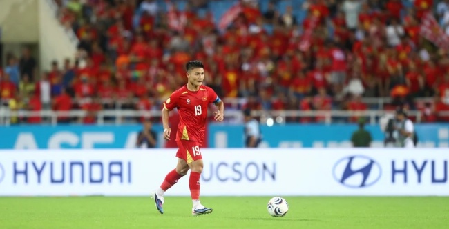 HLV Kim Sang-sik và phép thử mang tên Nguyễn Quang Hải